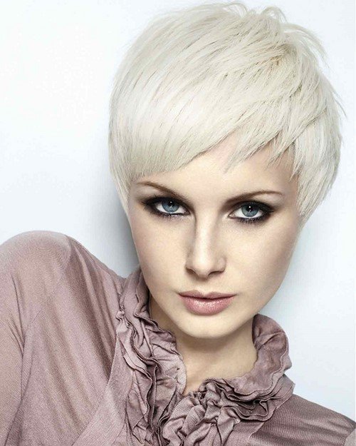 Без комплексов... Какие модные короткие женские стрижки выбрать: куча фото идей